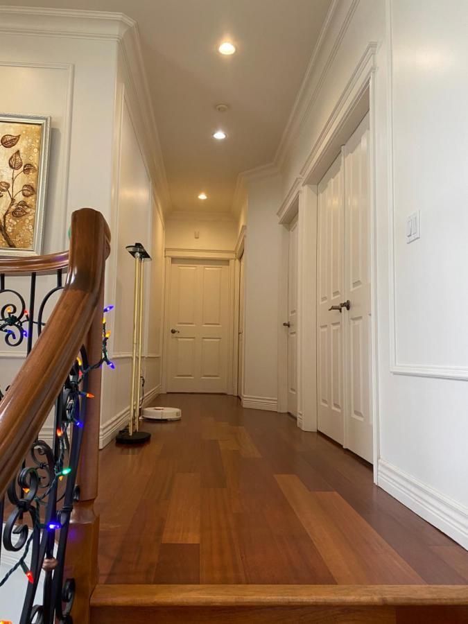 Lucky Room, A Comfortable Bedroom With Private Bathroom Close To Yvr * Richmond